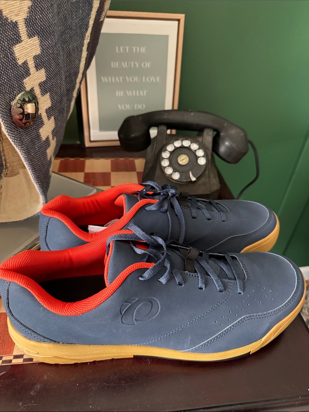 Pearl Izumi Navy Blue Sneakers with Orange Liner and Gum Sole